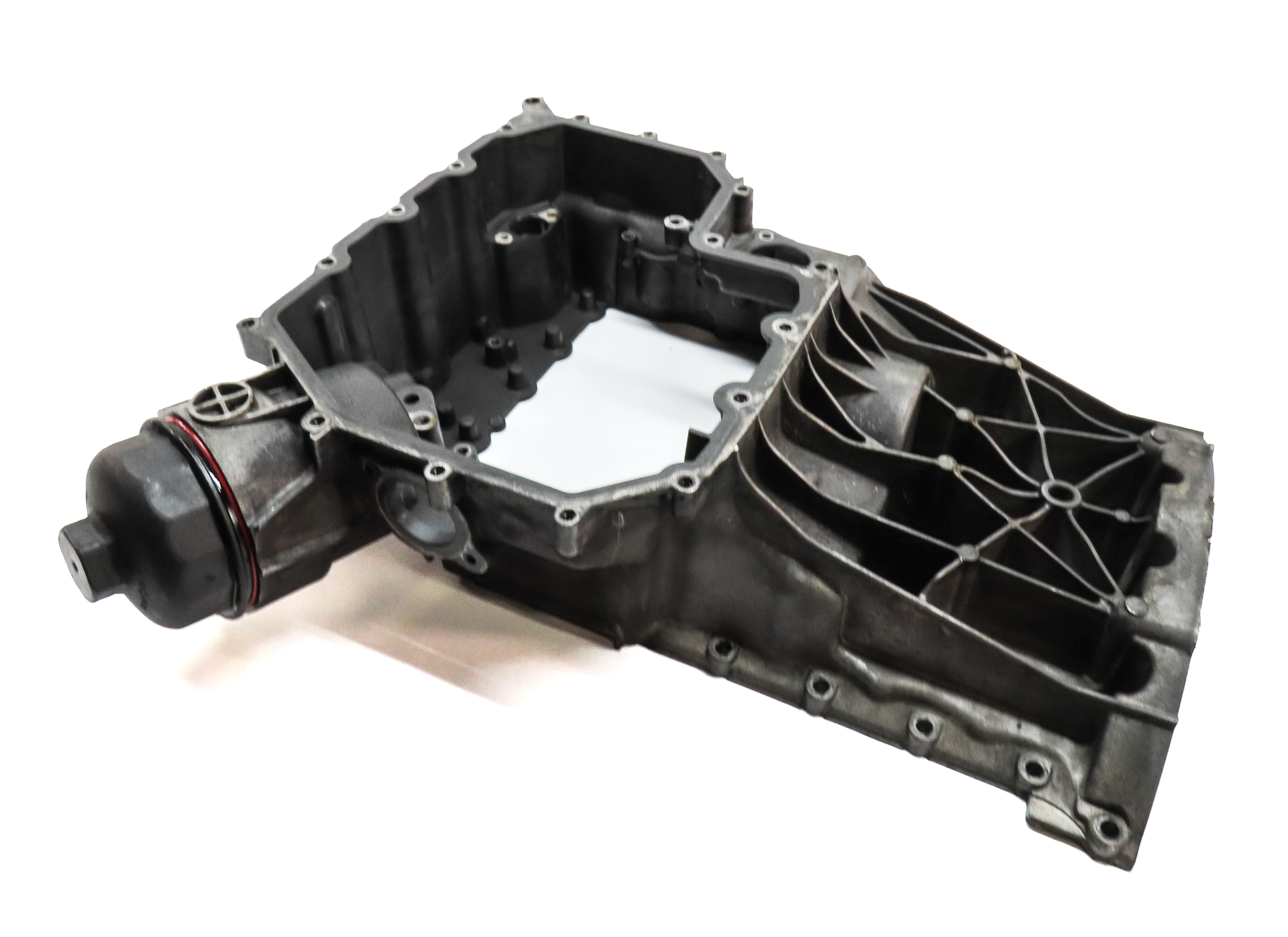 2011-2016 PORSCHE PANAMERA (970 G1) 3.6L M46 ENGINE MOTOR UPPER OIL FLUID PAN — exact item pictured